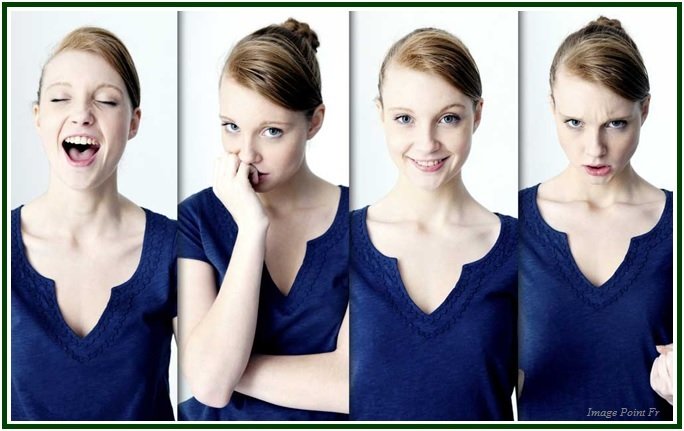 Composição fotográfica horizontal em quatro painéis verticais exibindo a mesma mulher de blusa azul a expressar diferentes emoções: rir de olhos fechados, roer as unhas com olhar apreensivo, sorrir serenamente e franzir a testa com expressão de desagrado, ilustrando os estados mentais analisados pela ciência da alma.