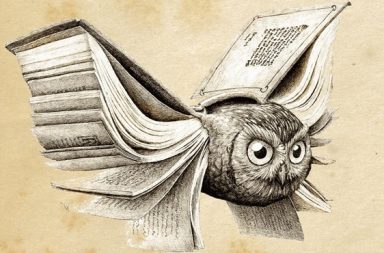 Desenho conceptual em tons de sépia para o artigo sobre teosofia original, retratando uma coruja de olhos grandes e abertos cujas asas e cauda são formadas por livros abertos com páginas folheadas e textos impressos. A ilustração artística apresenta um estilo clássico de gravação a tinta sobre um fundo de papel envelhecido com manchas de textura.